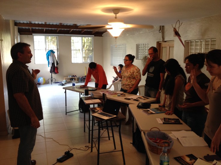 Formaron su estrategia de plantación de iglesias bajo la enseñanza de Dr. Bernie Slingerland.