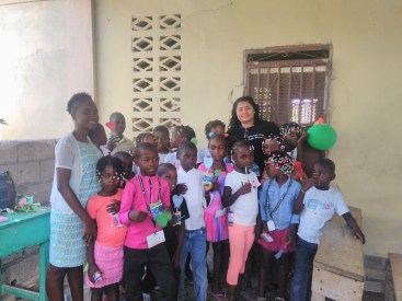 Clase más pequeños en los campamentos.jpg