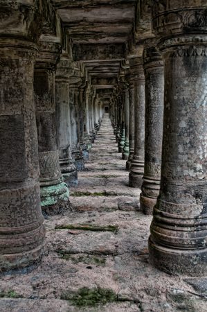 ancient-angkor-wat-antique-1531677.jpg